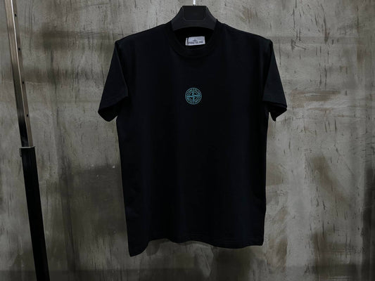 T-shirt stone island