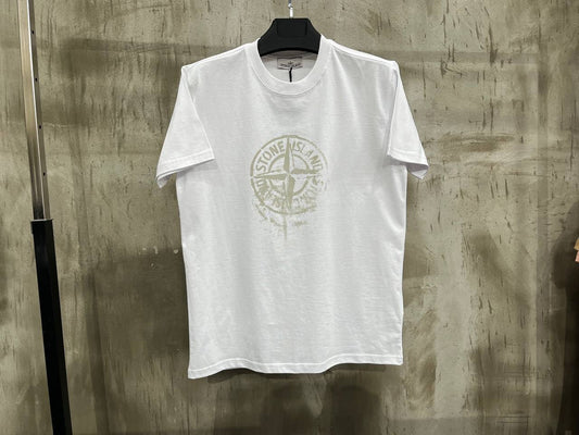 T-shirt stone island