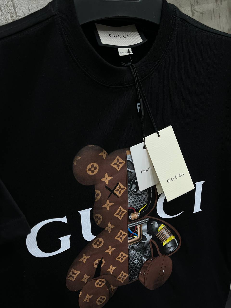 T-shirt GUCCI * LOUIS VUITTON