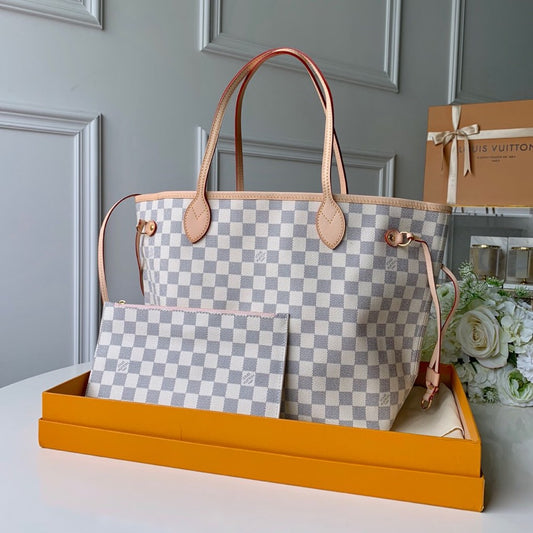 Borsa LV neverfull bianca