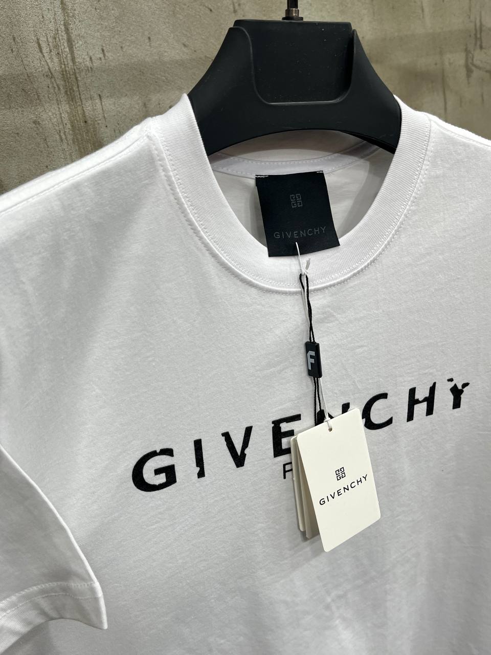 T-shirt GIVENCHY PARIS